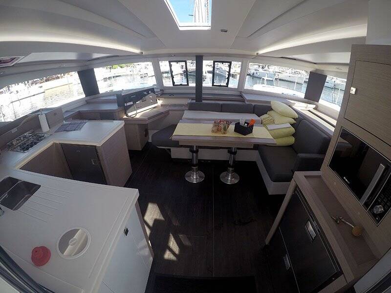 Katamaran Fountaine Pajot Astrea 42 Imagine