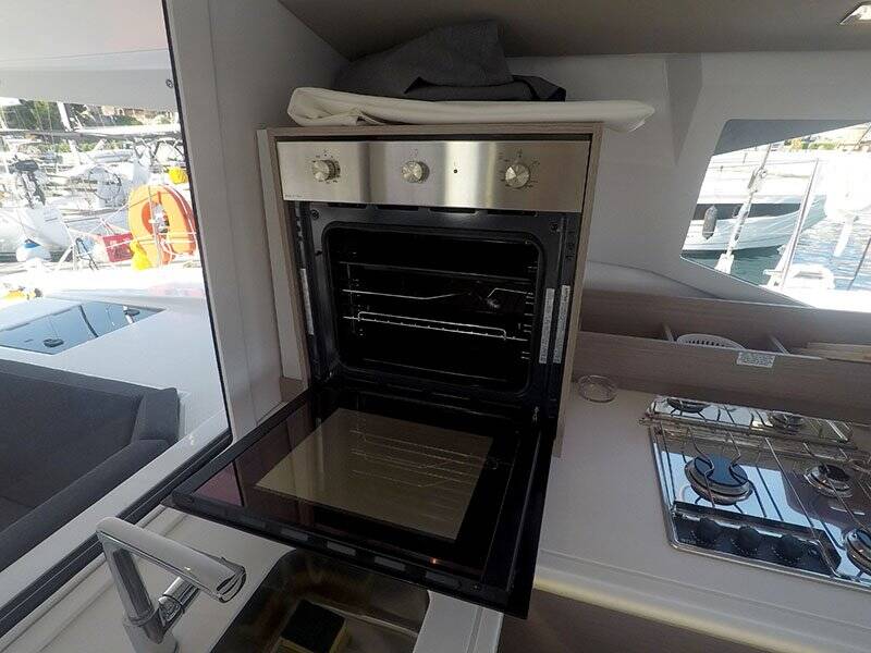 Katamaran Fountaine Pajot Astrea 42 Imagine