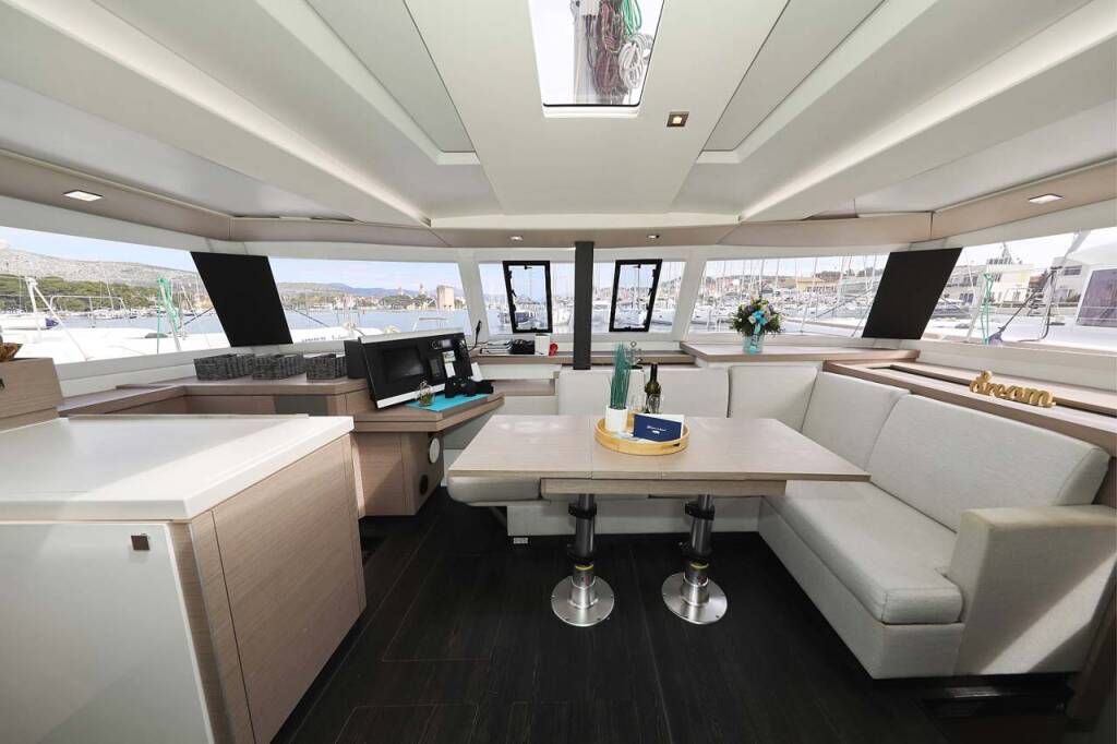 Katamaran Fountaine Pajot Astrea 42 La Mula