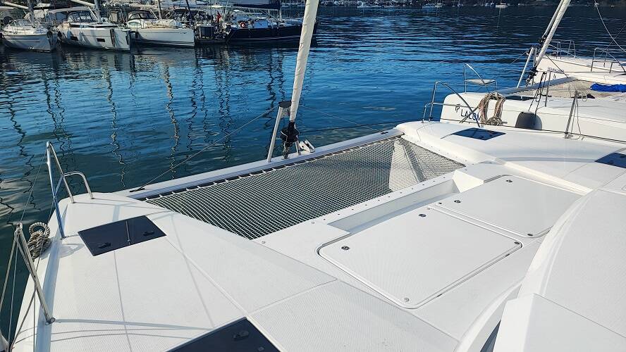 Catamaran Fountaine Pajot Astrea 42 Gloria