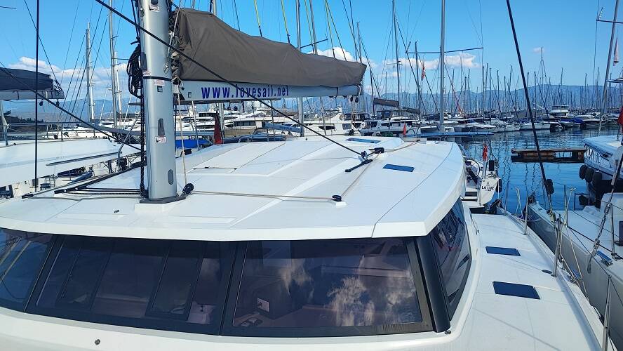 Catamaran Fountaine Pajot Astrea 42 Gloria