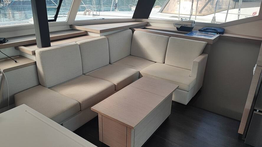 Katamaran Fountaine Pajot Astrea 42 Reina