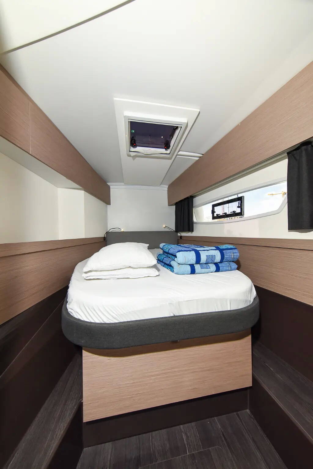 Katamaran Fountaine Pajot Astrea 42 PRESTIGE