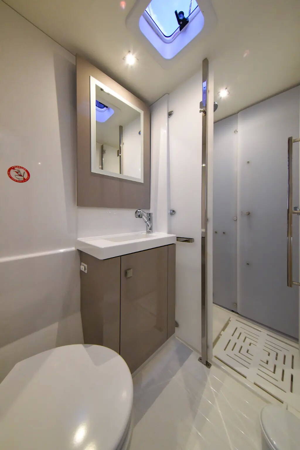 Katamaran Fountaine Pajot Astrea 42 PRESTIGE
