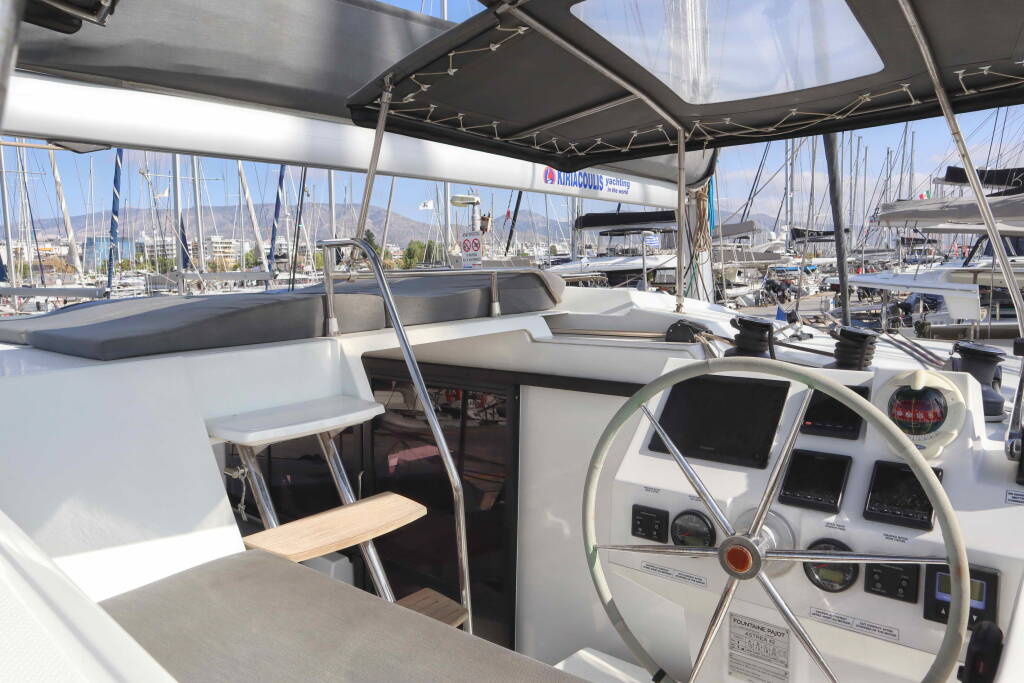 Katamaran Fountaine Pajot Astrea 42 CLASS