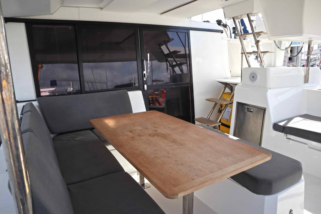 Katamaran Fountaine Pajot Astrea 42 