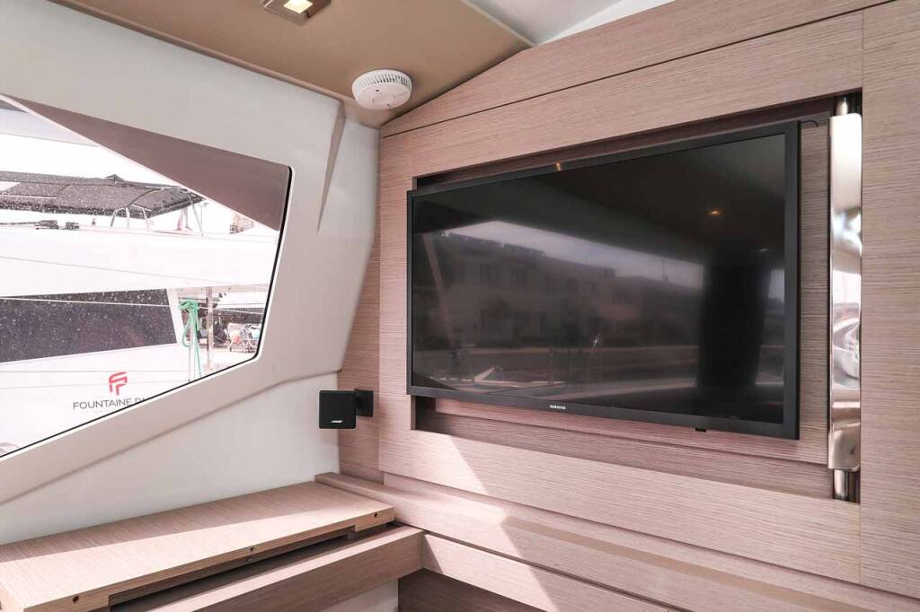 Katamaran Fountaine Pajot Astrea 42 Ariel