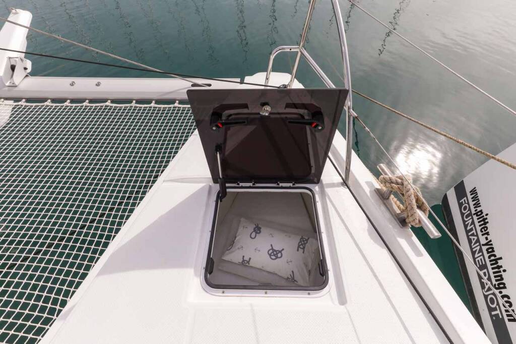 Catamaran Fountaine Pajot Astrea 42 Alchiba