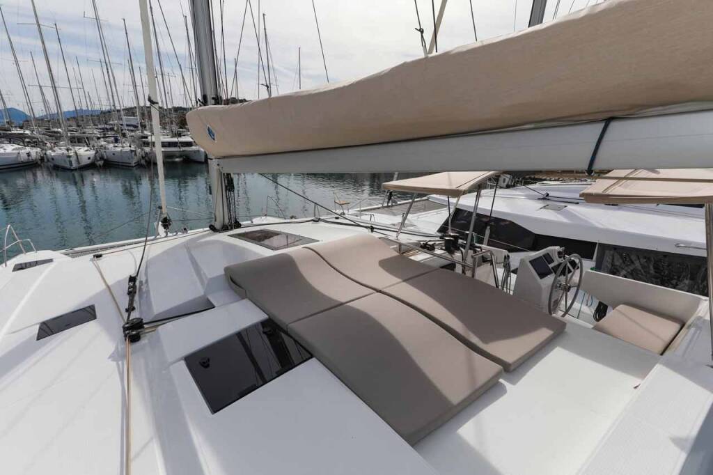 Catamaran Fountaine Pajot Astrea 42 Alchiba