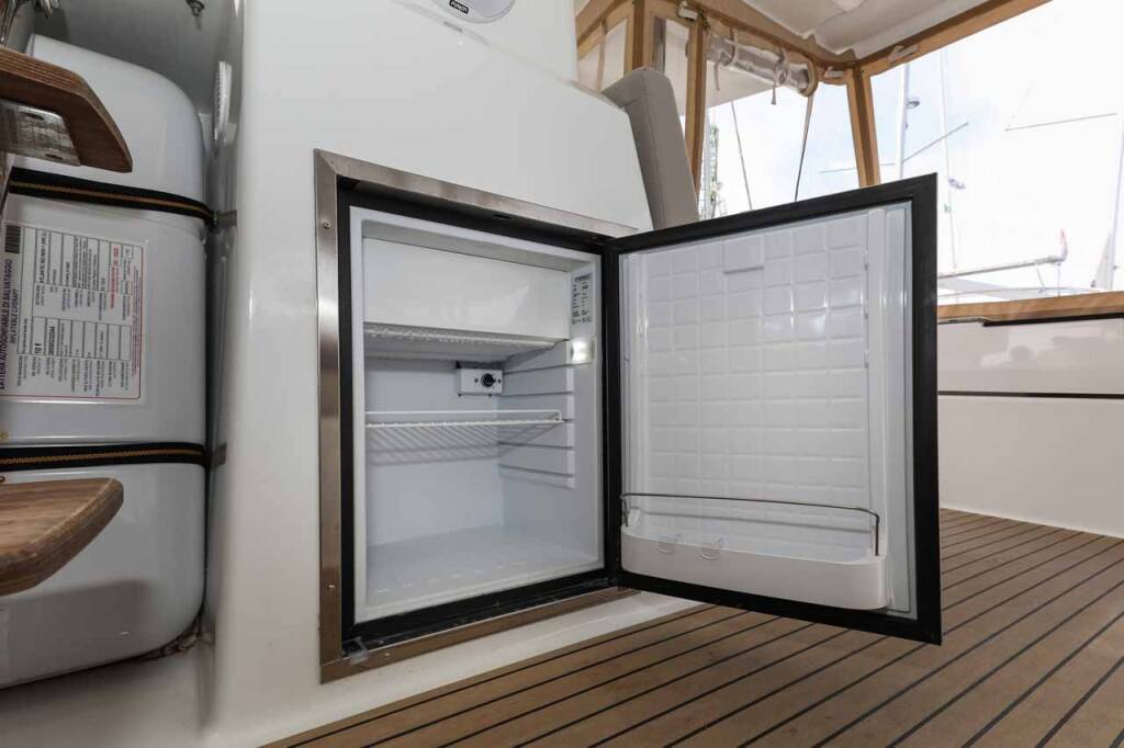 Catamaran Fountaine Pajot Astrea 42 Alchiba