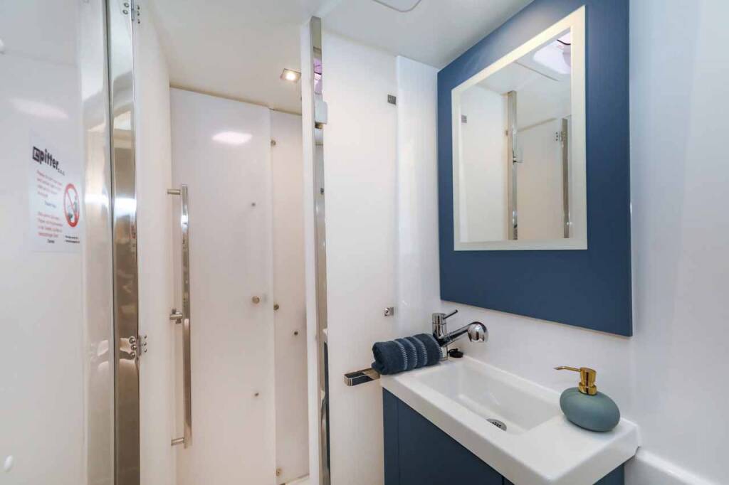 Catamaran Fountaine Pajot Astrea 42 Alchiba