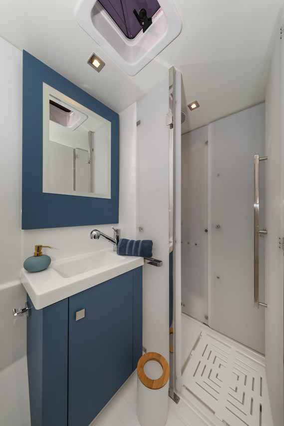 Catamaran Fountaine Pajot Astrea 42 Alchiba
