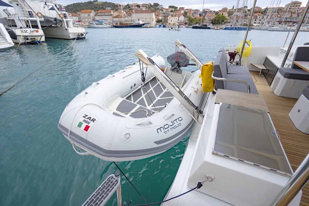 Katamaran Fountaine Pajot Astrea 42 Mojo