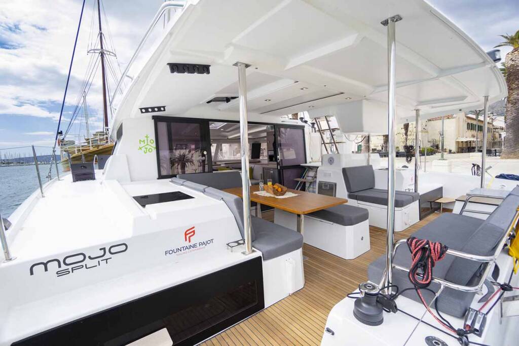 Katamaran Fountaine Pajot Astrea 42 Mojo