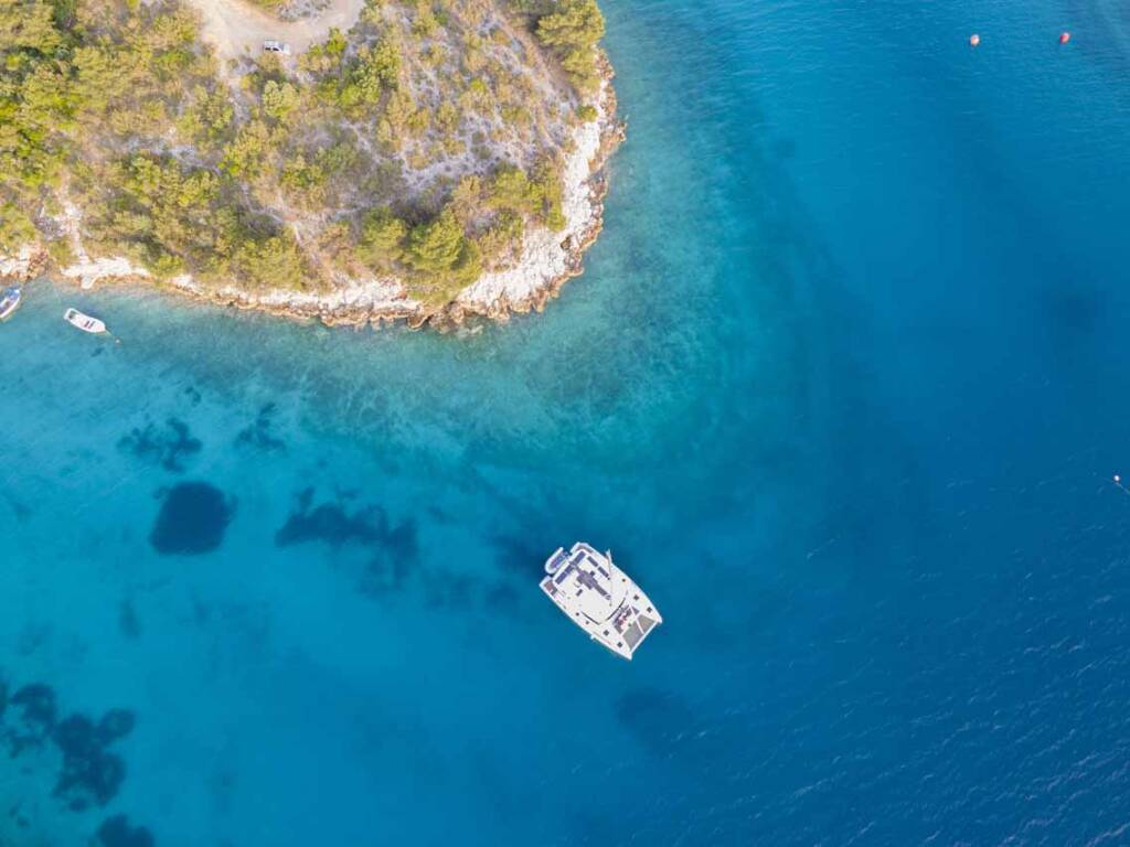 Katamaran Fountaine Pajot Astrea 42 Mojo