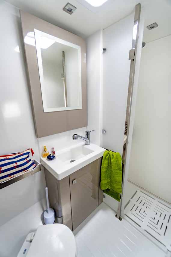 Katamaran Fountaine Pajot Astrea 42 Mojo