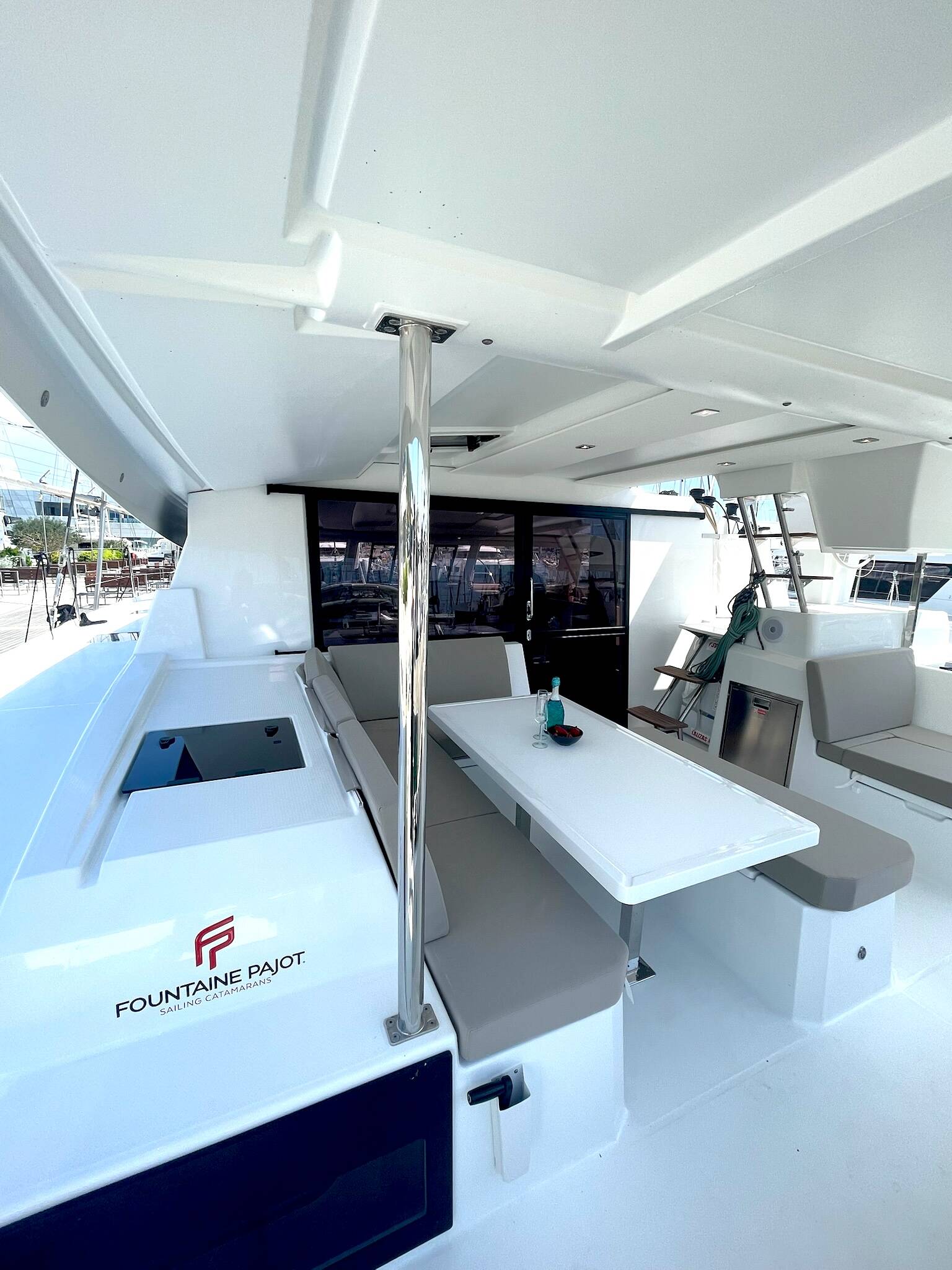 Katamaran Fountaine Pajot Astrea 42 Ocean Allure