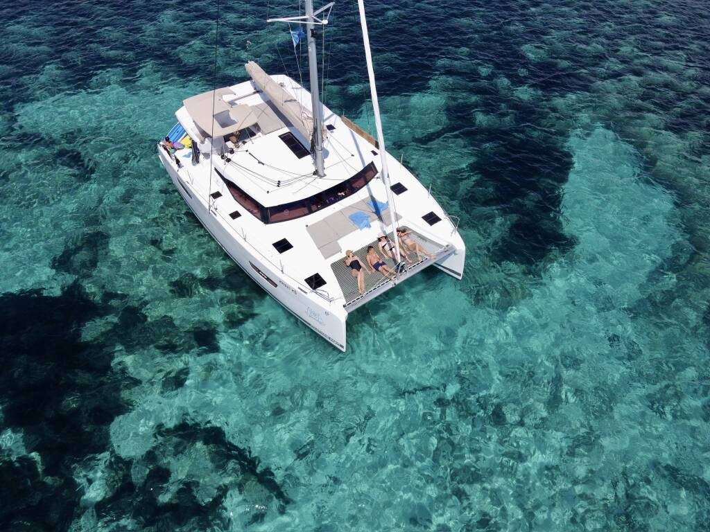 Catamaran Fountaine Pajot Astrea 42 Ocean Allure