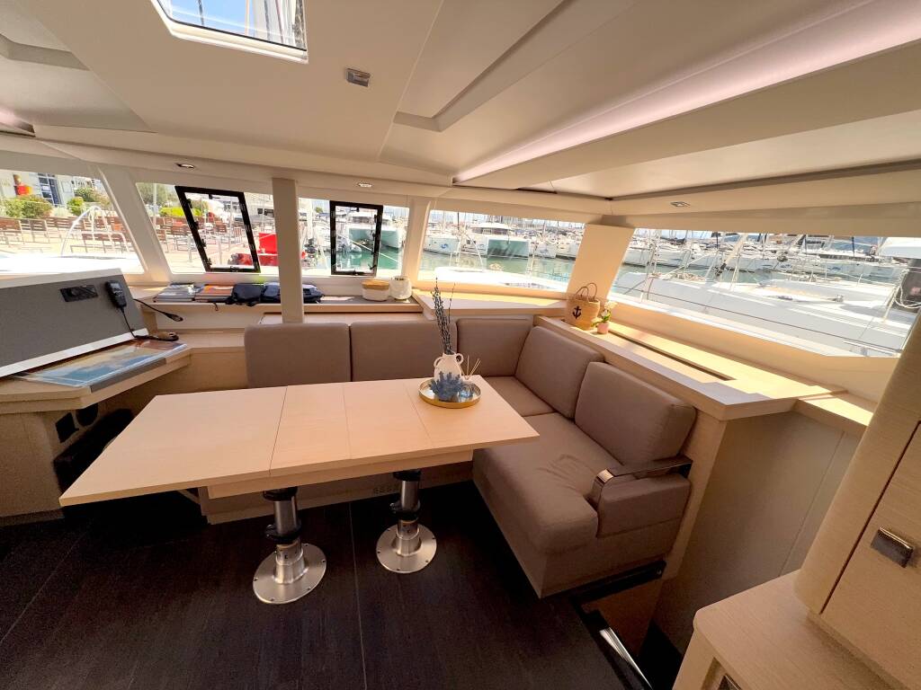 Katamaran Fountaine Pajot Astrea 42 Ocean Allure