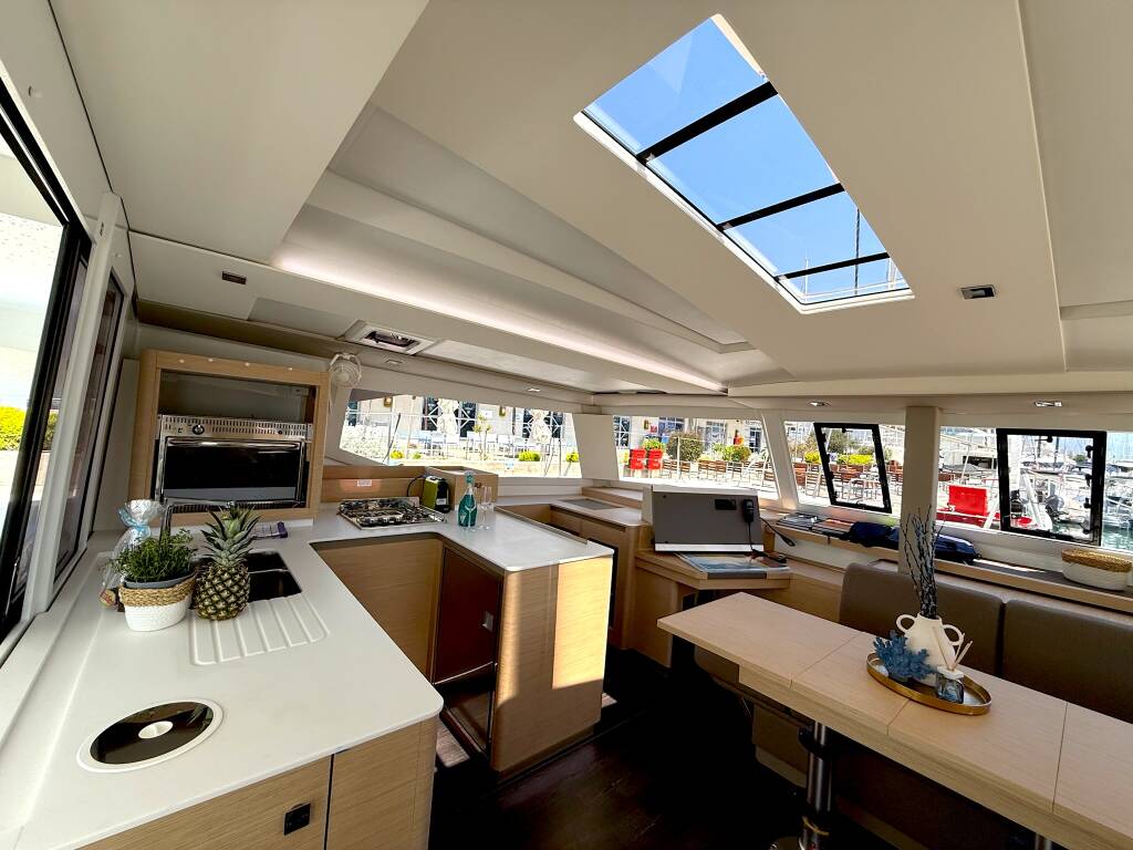 Katamaran Fountaine Pajot Astrea 42 Ocean Allure