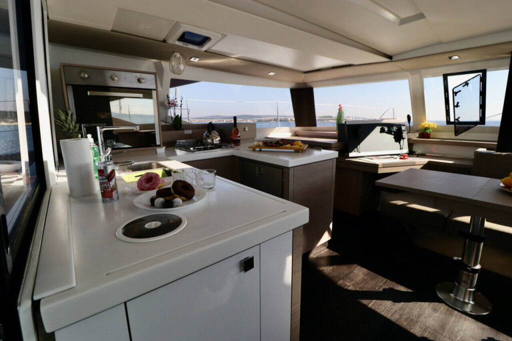 Katamaran Fountaine Pajot Astrea 42 Mouse