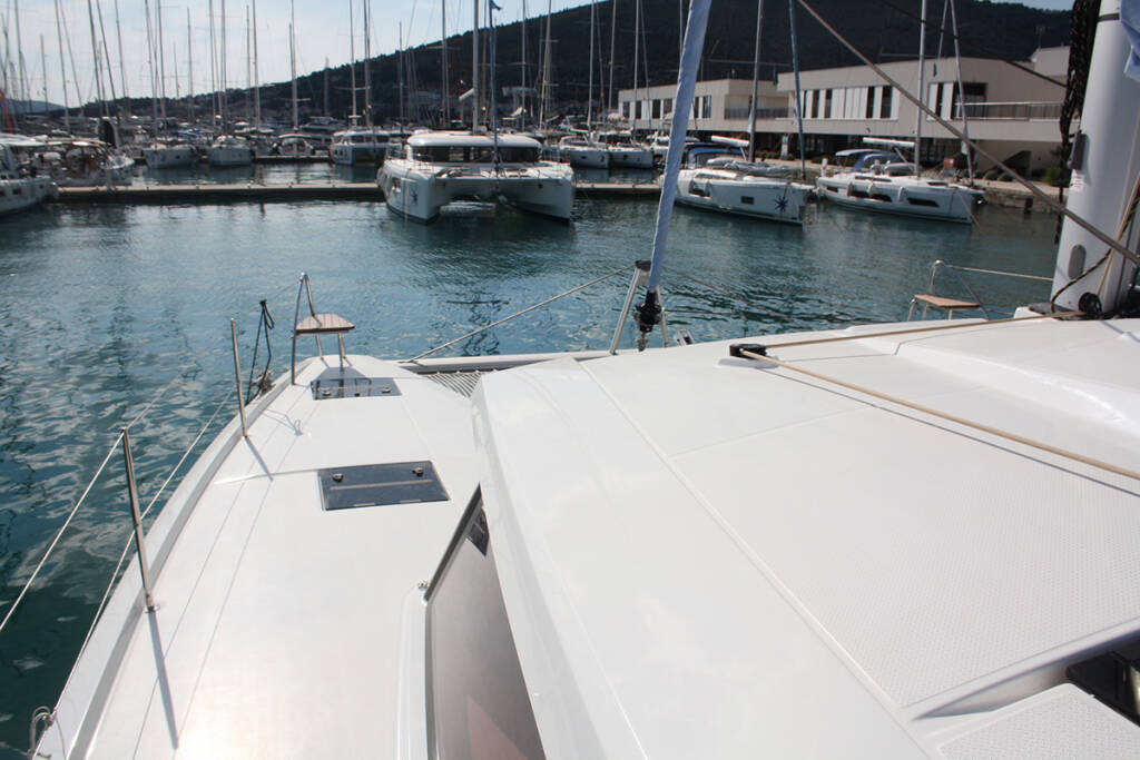 Catamaran Fountaine Pajot Astrea 42 Mae Fee