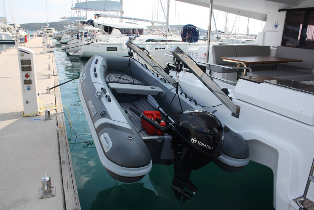 Catamaran Fountaine Pajot Astrea 42 Mae Fee