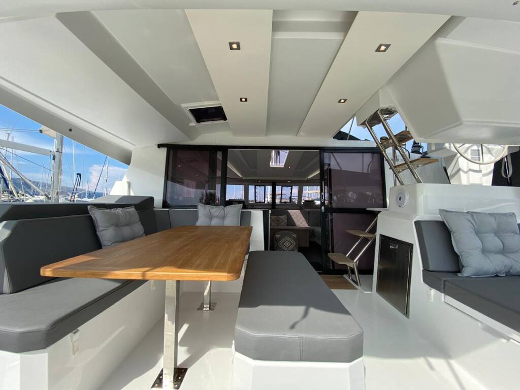 Katamaran Fountaine Pajot Astrea 42 Ooga Chaka