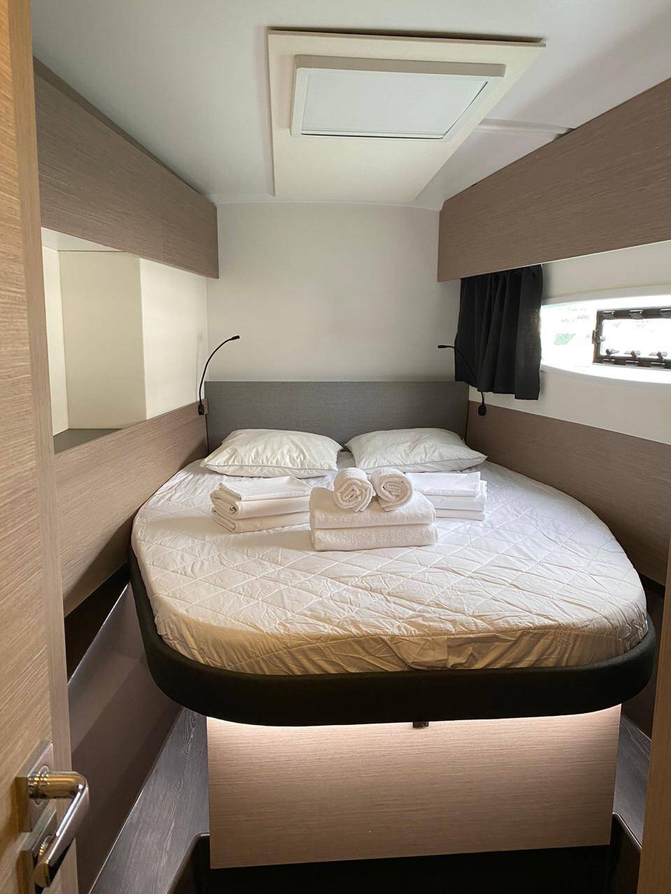 Katamaran Fountaine Pajot Astrea 42 Ooga Chaka