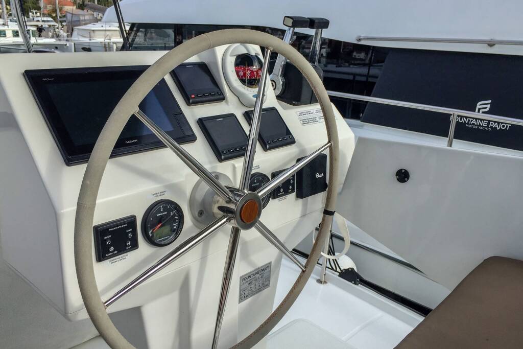 Katamaran Fountaine Pajot Astrea 42 Wave