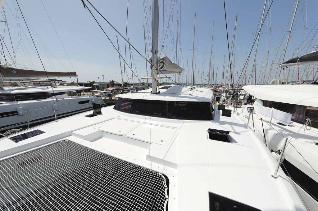 Katamaran Fountaine Pajot Astrea 42 Bella V