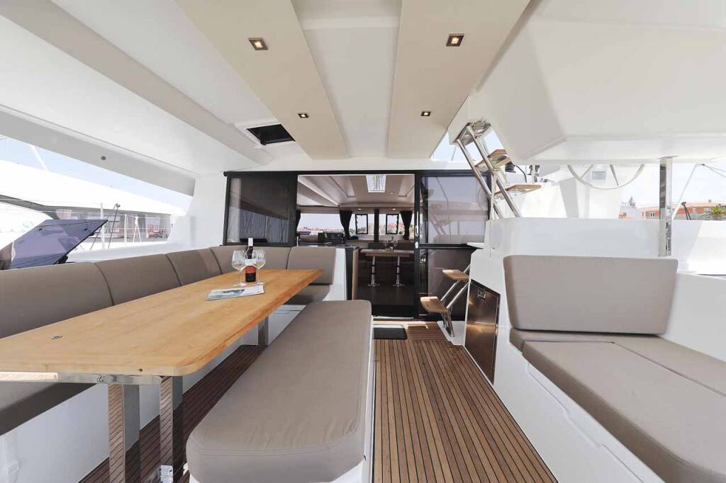 Katamaran Fountaine Pajot Astrea 42 Bella V