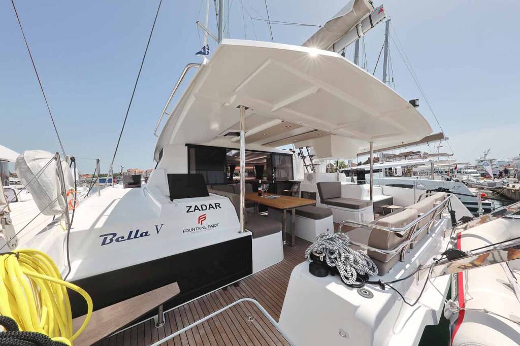 Katamaran Fountaine Pajot Astrea 42 Bella V