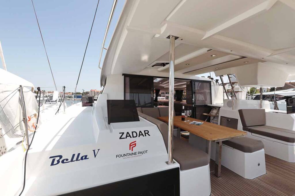 Katamaran Fountaine Pajot Astrea 42 Bella V