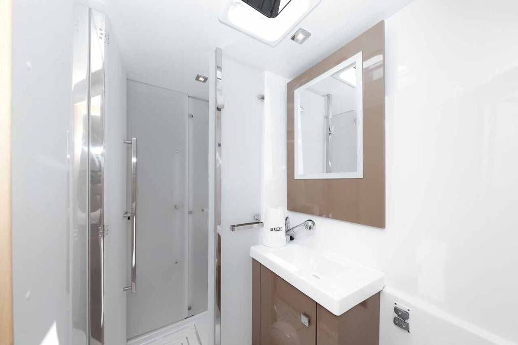 Katamaran Fountaine Pajot Astrea 42 Bella V