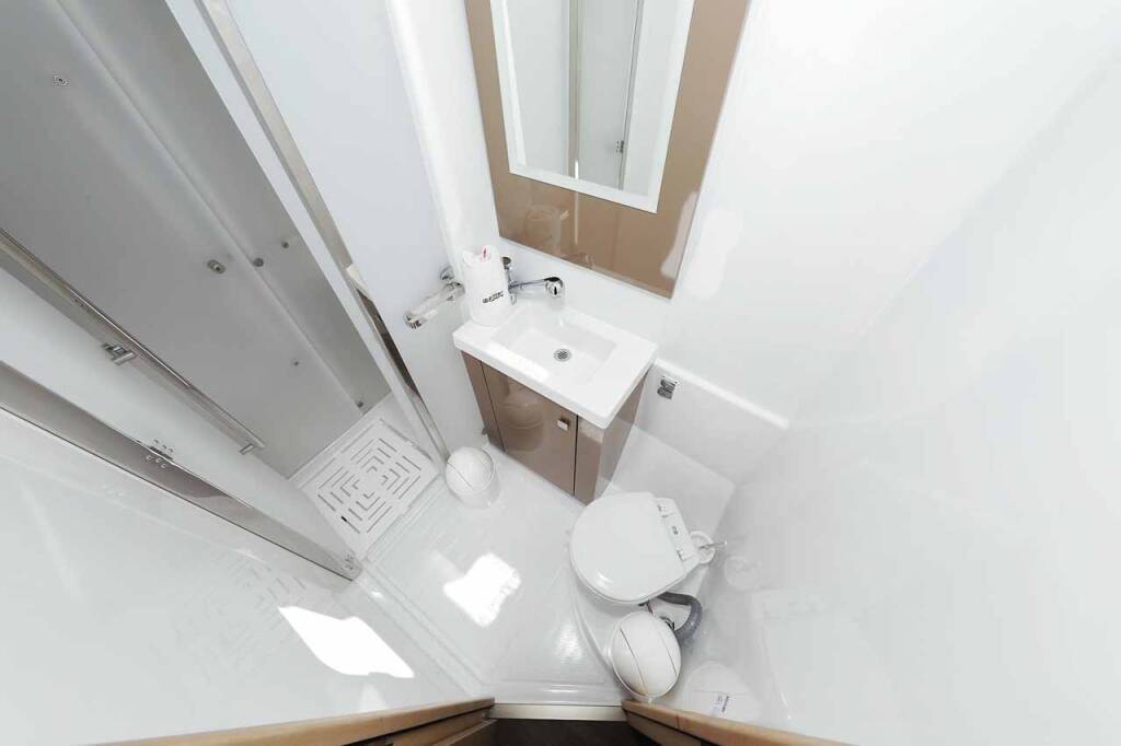 Katamaran Fountaine Pajot Astrea 42 Bella V