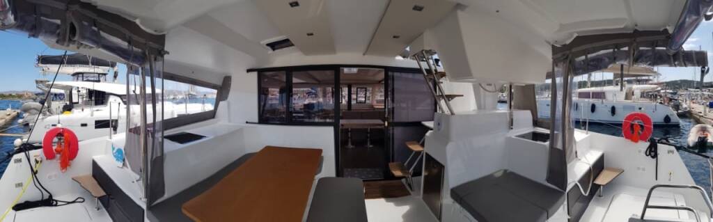 Katamaran Fountaine Pajot Astrea 42 Wild Baleine