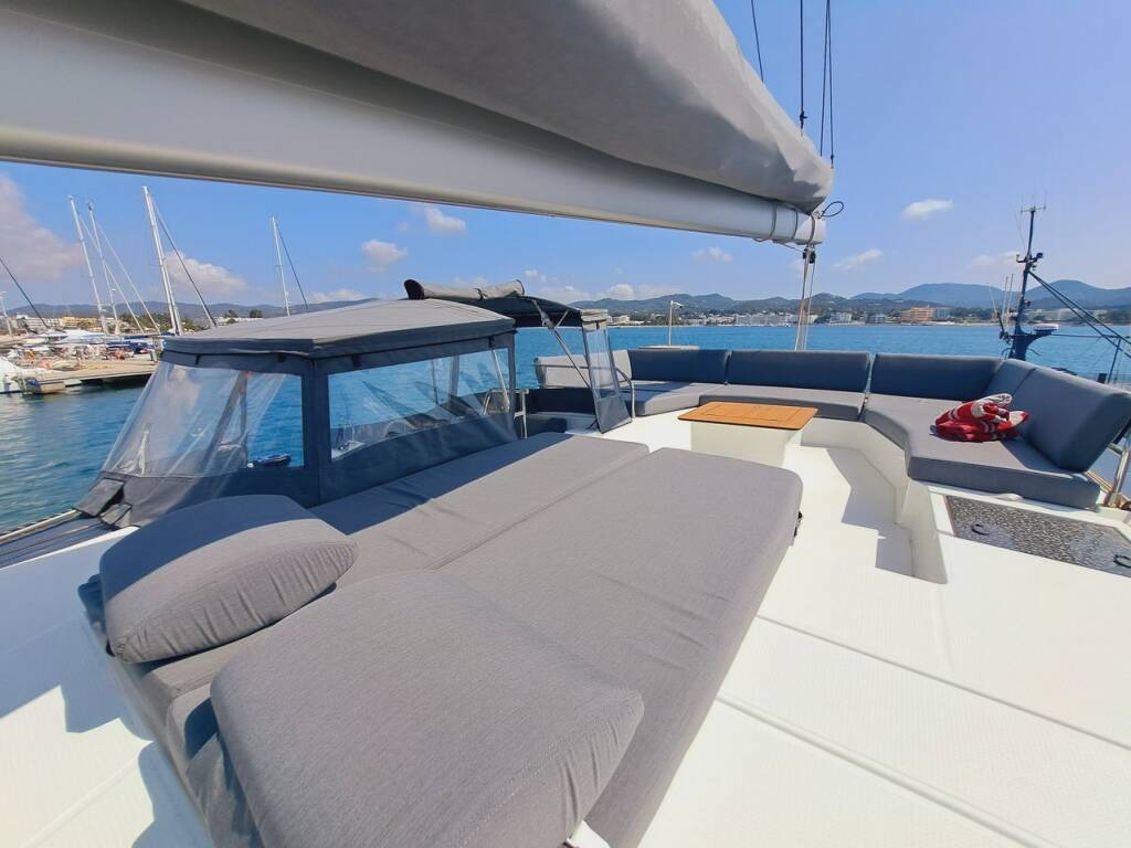 Catamaran Fountaine Pajot Aura 51 Le Grand Bogavant