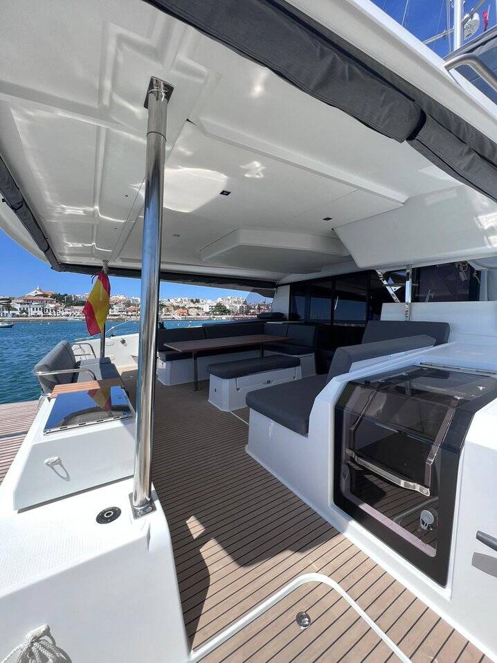 Catamaran Fountaine Pajot Aura 51 Le Grand Bogavant