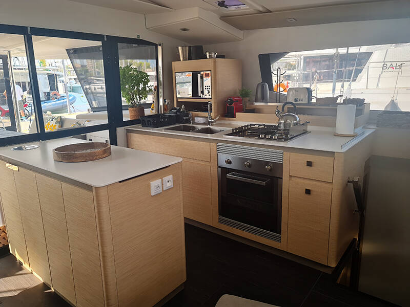 Katamaran Fountaine Pajot Aura 51 Breezer