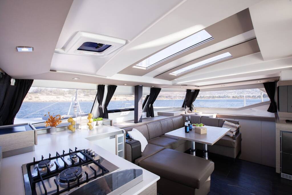 Katamaran Fountaine Pajot Elba 45 Olympus