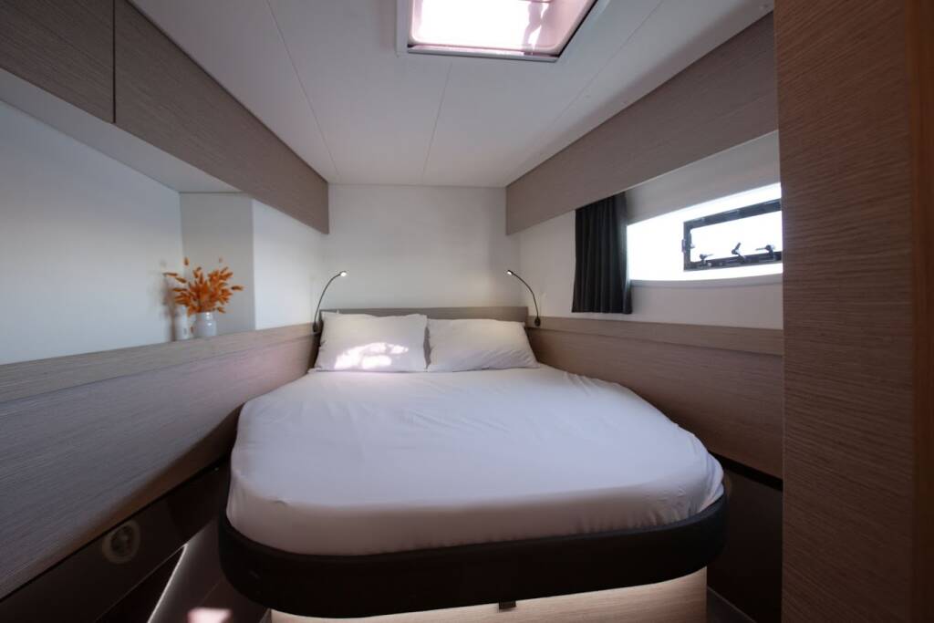 Katamaran Fountaine Pajot Elba 45 Olympus