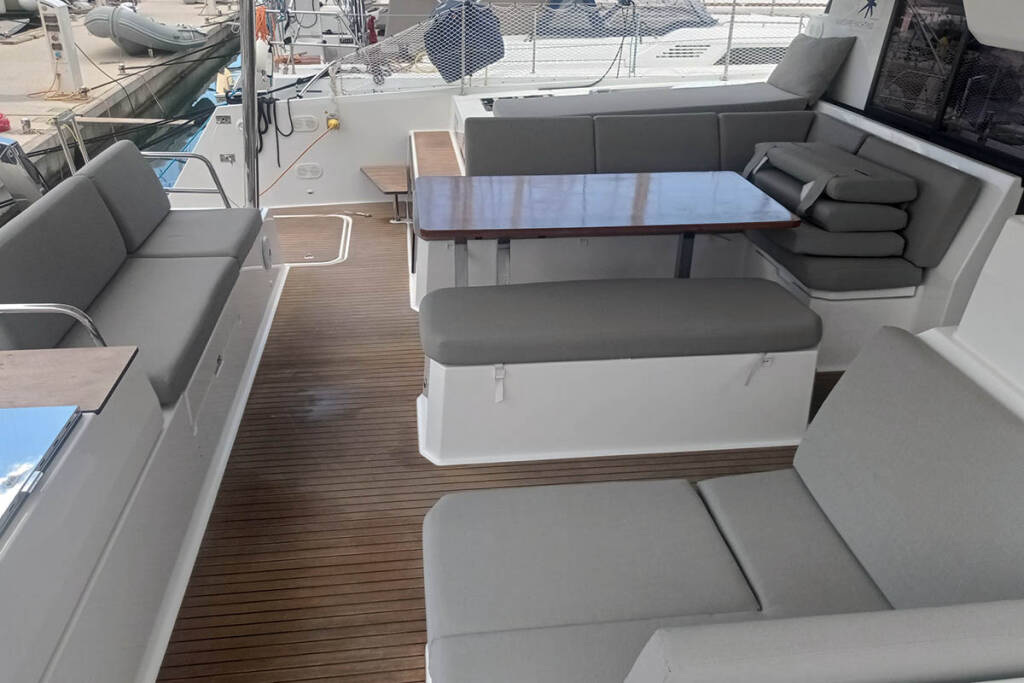 Katamaran Fountaine Pajot Elba 45 Coco