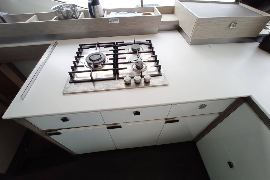 Katamaran Fountaine Pajot Elba 45 Coco