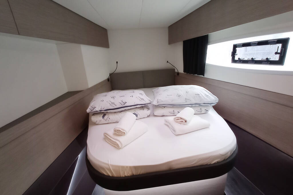 Katamaran Fountaine Pajot Elba 45 Coco