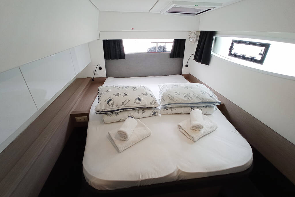 Katamaran Fountaine Pajot Elba 45 Coco