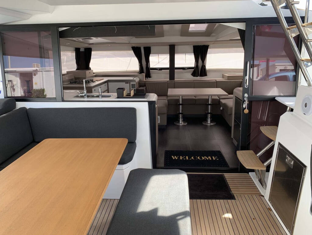 Katamaran Fountaine Pajot Elba 45 Lazuli