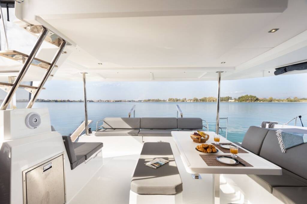 Catamaran Fountaine Pajot Elba 45 Jasmine