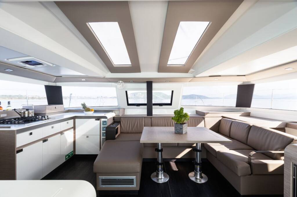 Catamaran Fountaine Pajot Elba 45 Jasmine