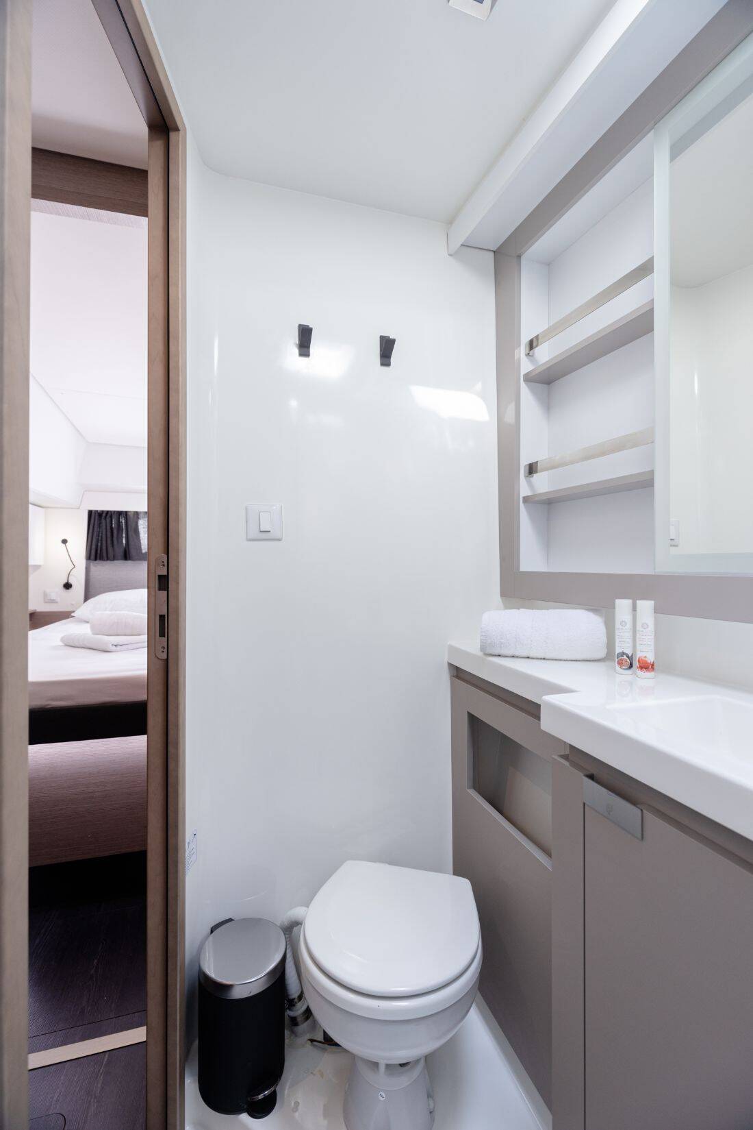 Catamaran Fountaine Pajot Elba 45 Jasmine